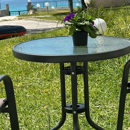 Апартаменты Deluxe By The Sea